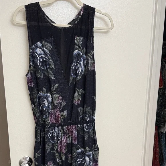 Lululemon Athletica Black Floral Jumpsuit Size 8 - Picture 2 of 7